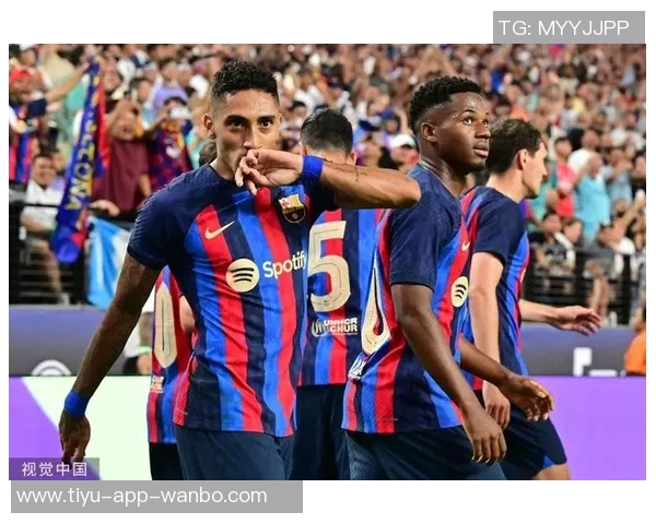 巴萨主席缺席莱万进球停滞会议引发外界关注